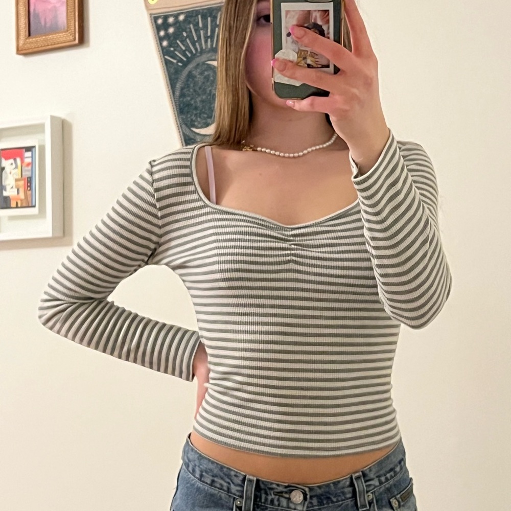 striped shirt